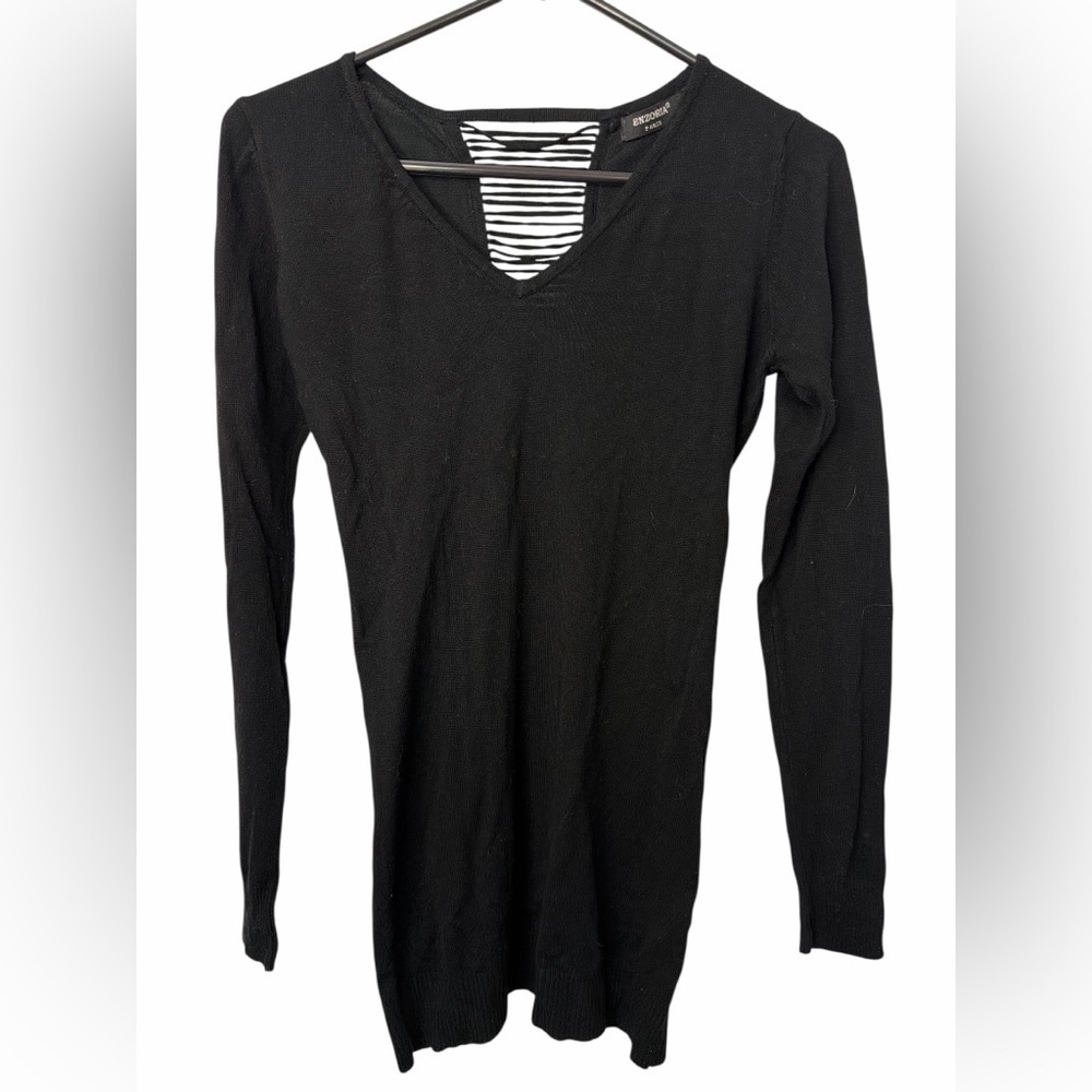 Enzoria Black Distressed Studded Back Long Sleeve Knit Top